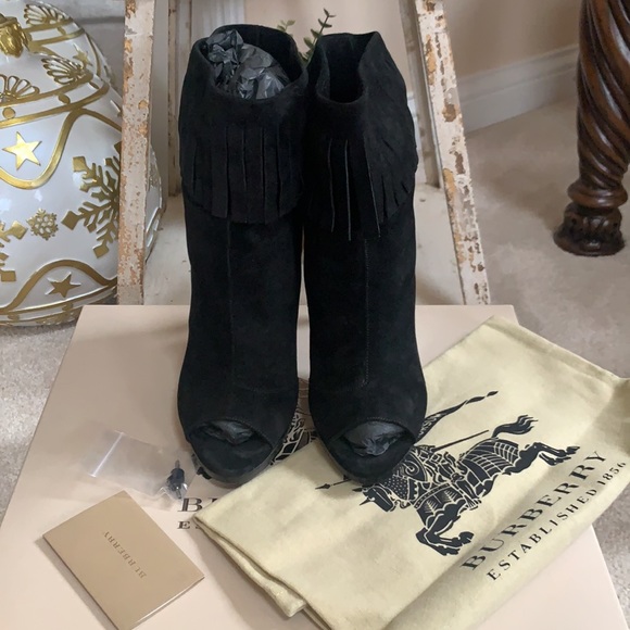 ♥️💯AUTHENTIC BURBERRY The artist pelling 110 peep toe ankle bootie ♥️ - Picture 10 of 12